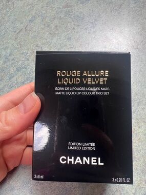 Limited Edition CHANEL Rouge Allure Liquid Velvet Trio with travel case